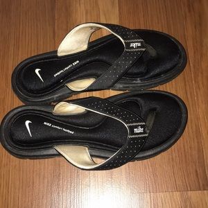 Nike Memory Foam Flip Flops